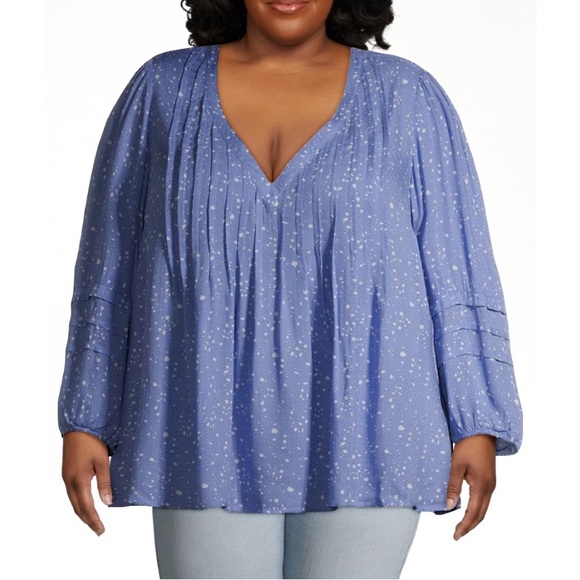 Terra & Sky Plus Size Pintuck Blouse V-Neck Ruffle Sleeve Floral Top 1X - Picture 1 of 6